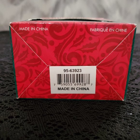 🤩3/$15! NIB Christmas Collection ornament - Picture 3 of 4